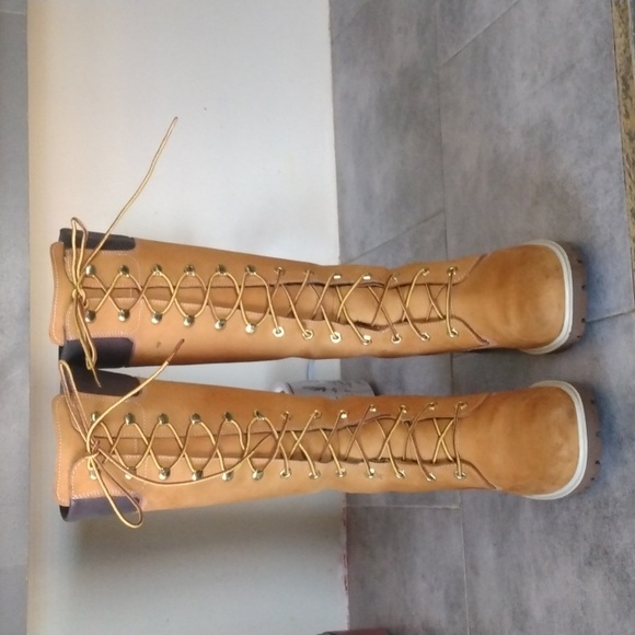 TIMBERLAND BOOTS - Picture 2 of 11